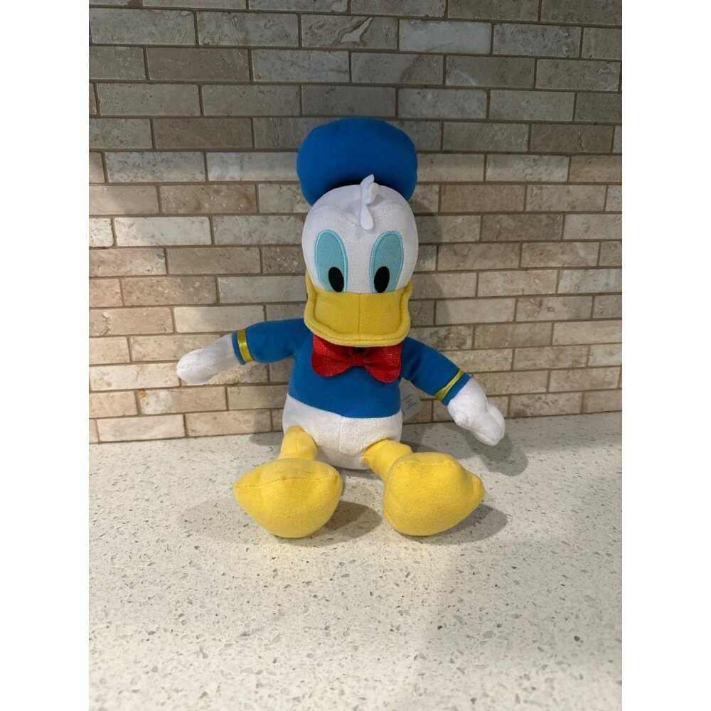 Donald Duck  12 “ Stuffed Plush Doll Sailor Suit‎ Disney
